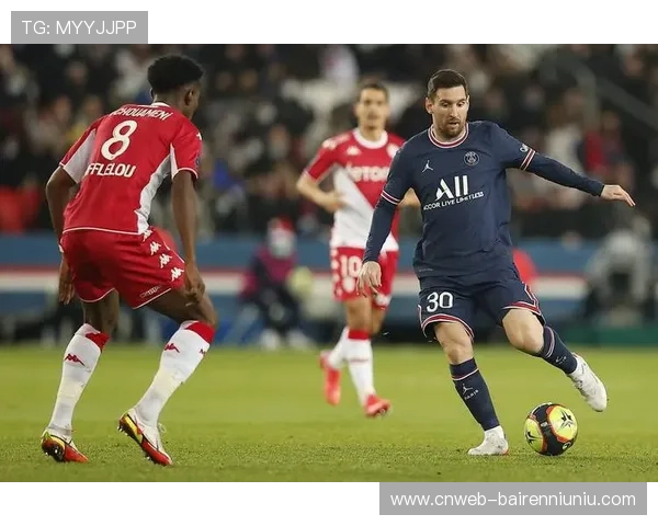 法甲十人摩纳哥击败巴黎圣日耳曼，科雷尔染红